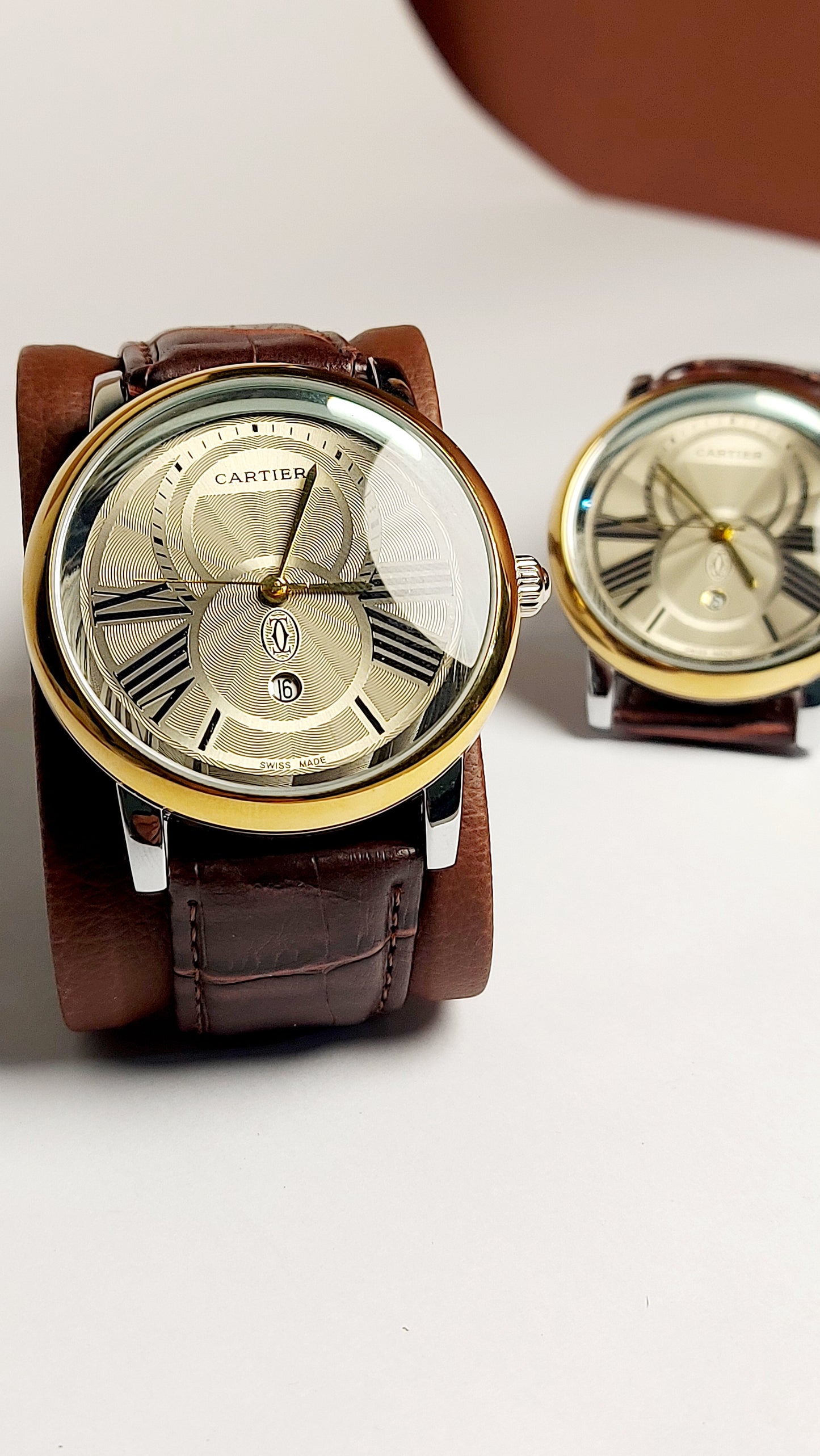 Ronde Louis Cartier Premium Watch ( Gold & Brown Color )