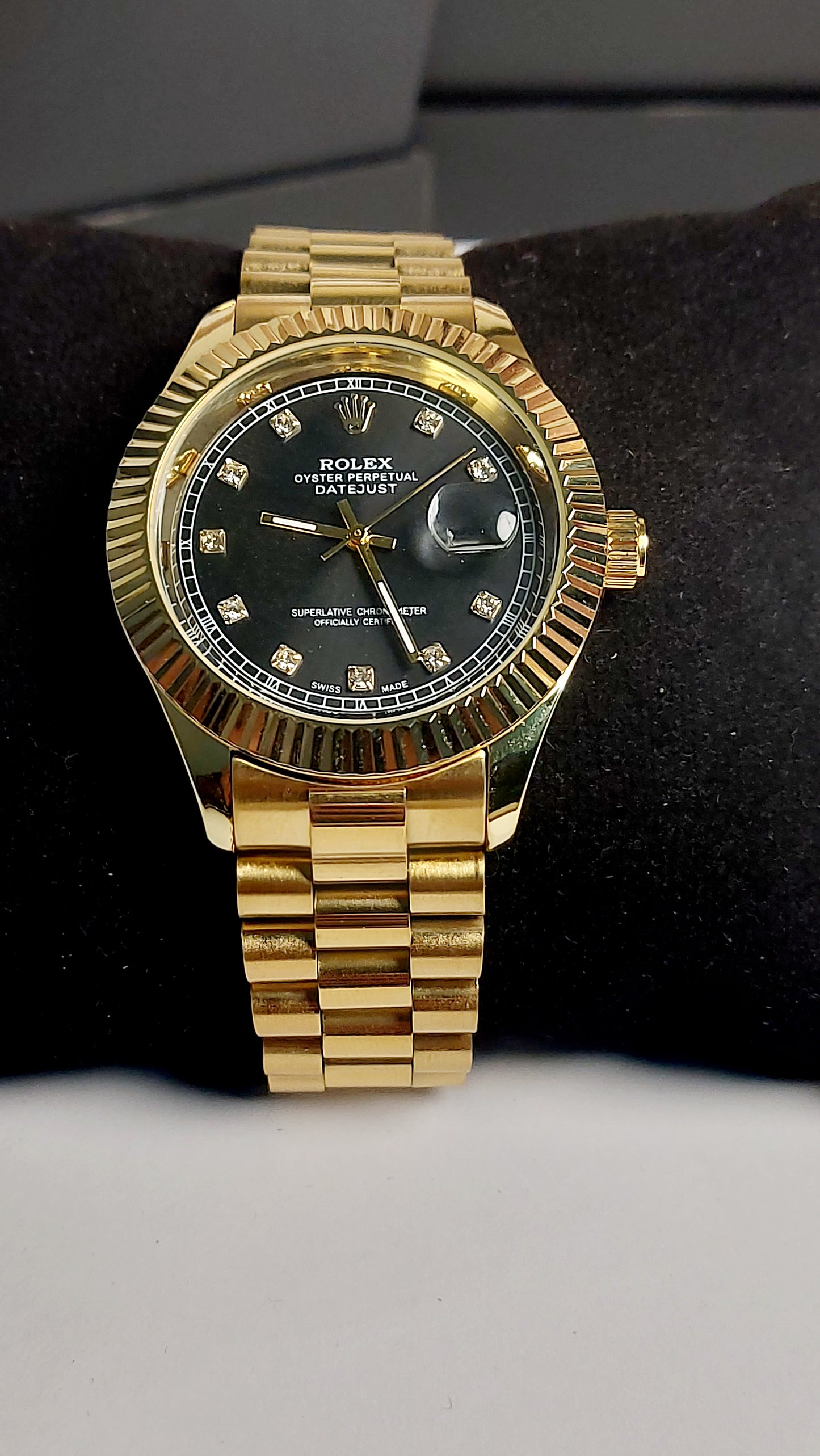 Rolex_clasp Valuable Good Quality Watch. ( Black Gold Shad )