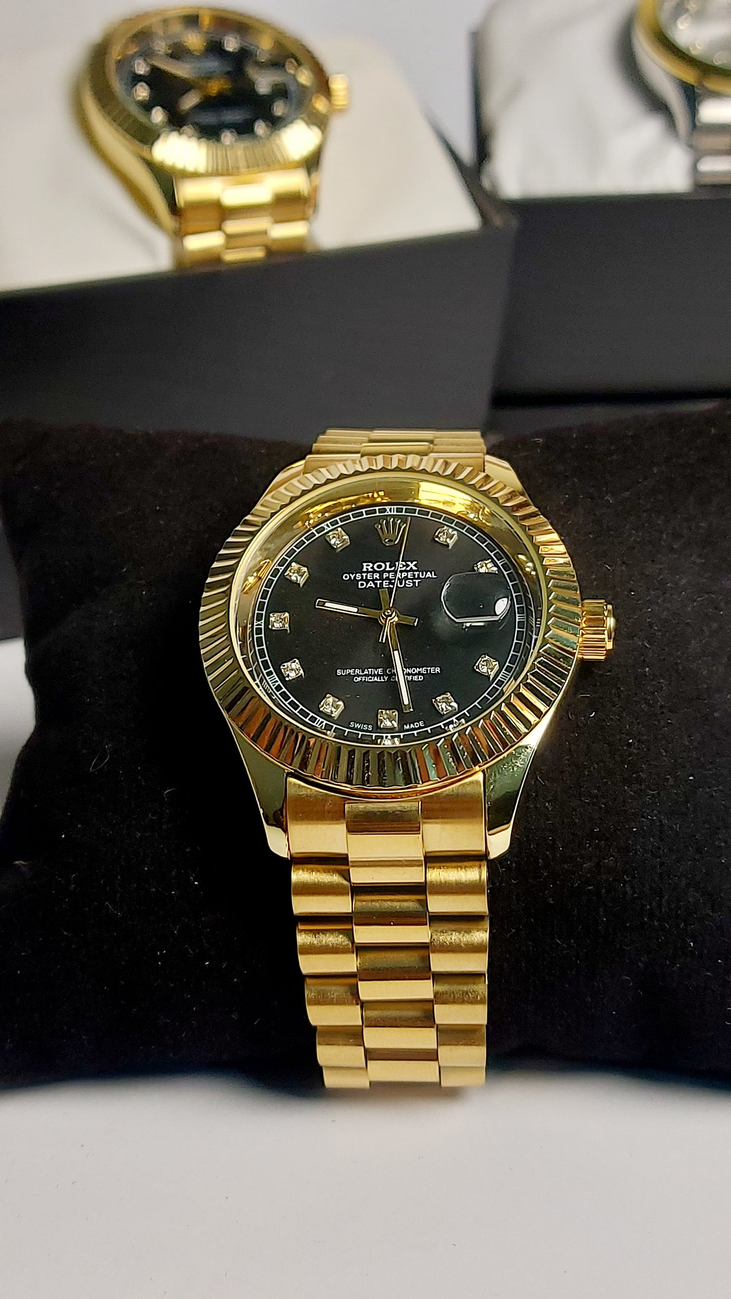 Rolex_clasp Valuable Good Quality Watch. ( Black Gold Shad )