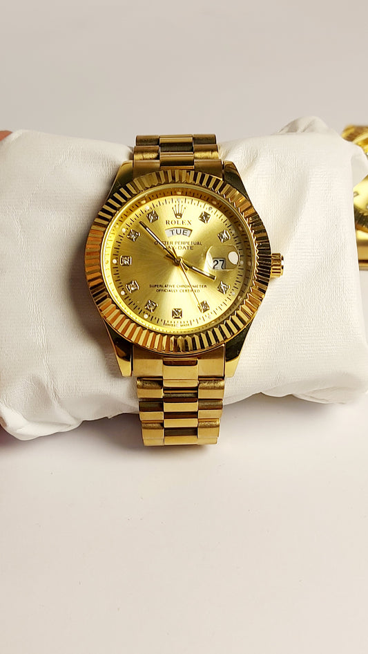 Rolex_clasp Valuable Good Quality Watch. ( Gold color )