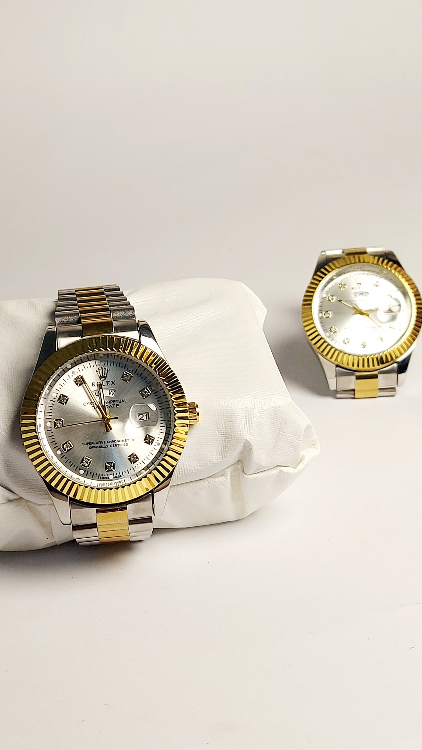 Rolex_clasp Valuable Good Quality Watch. ( White Gold color )
